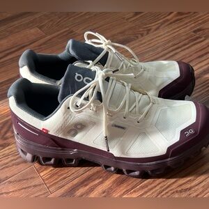 On cloudadventure waterproof size 8.5.